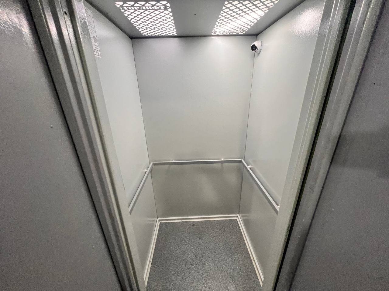 Апартаменты (СВЕТЛАЯ ПРОСТОРНАЯ СТУДИЯ), Апартаменты ВОЯЖ НА 50 ЛЕТ ВЛКСМ