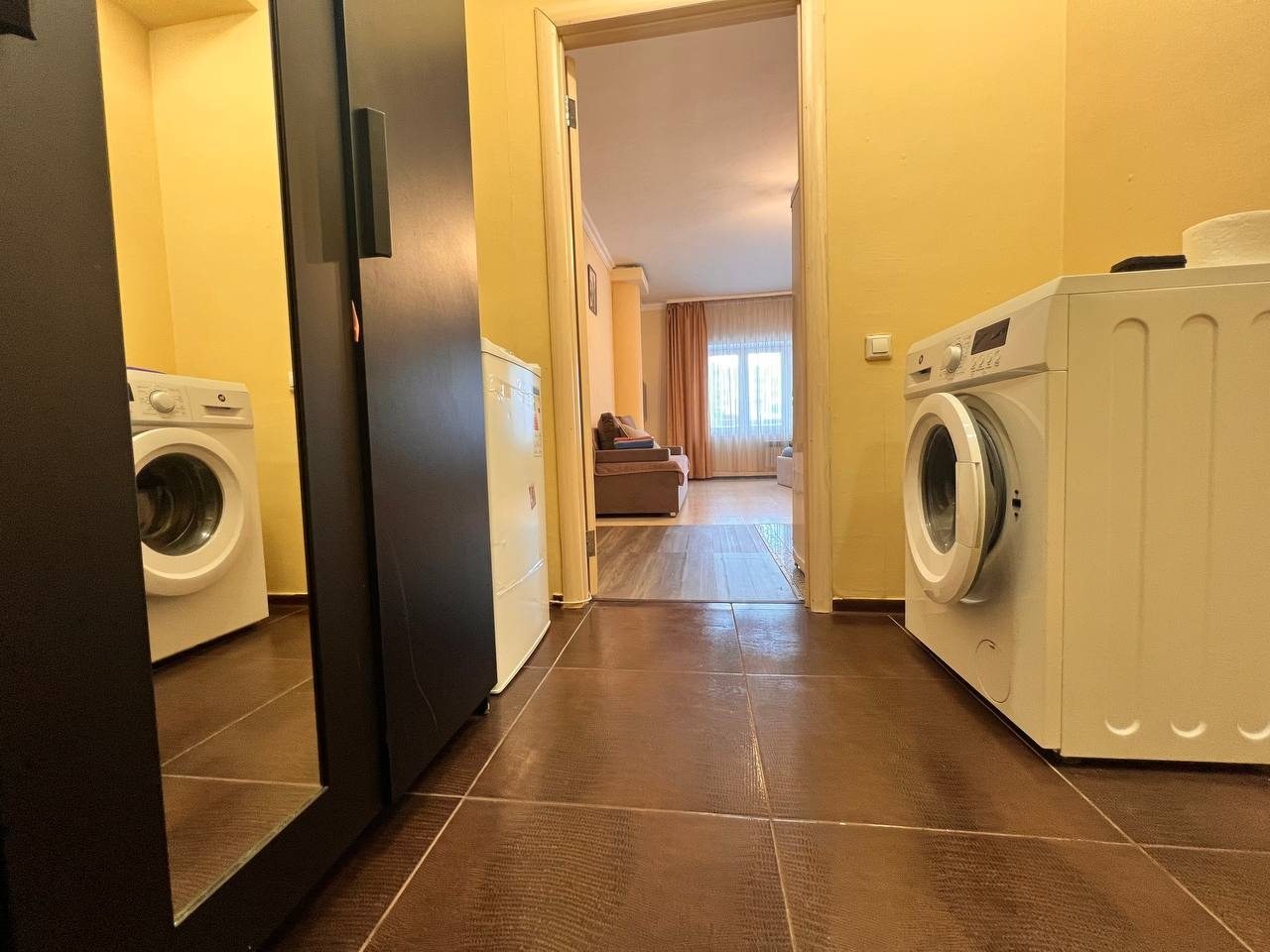 Апартаменты (СВЕТЛАЯ ПРОСТОРНАЯ СТУДИЯ), Апартаменты ВОЯЖ НА 50 ЛЕТ ВЛКСМ