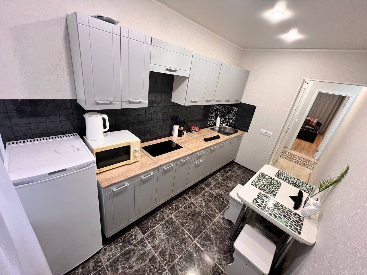 Возможность самостоятельного приготовления пищи, Апартаменты Вояж на Республике