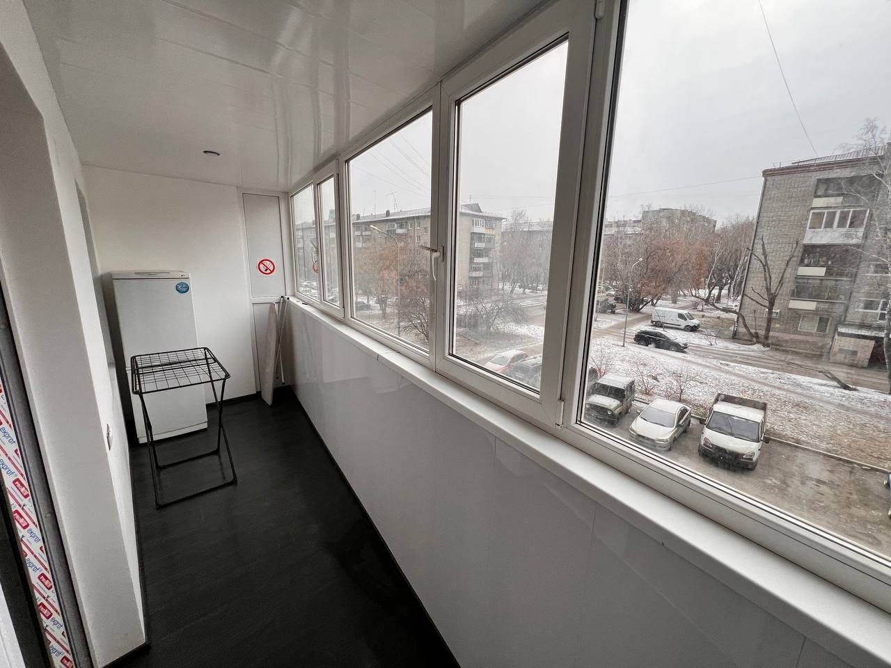 Апартаменты (ТРЕХКОМНАТНЫЕ В ЦЕНТРЕ), Апартаменты Вояж на Республике