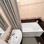 Апартаменты (ТРЕХКОМНАТНЫЕ В ЦЕНТРЕ), Апартаменты Вояж на Республике