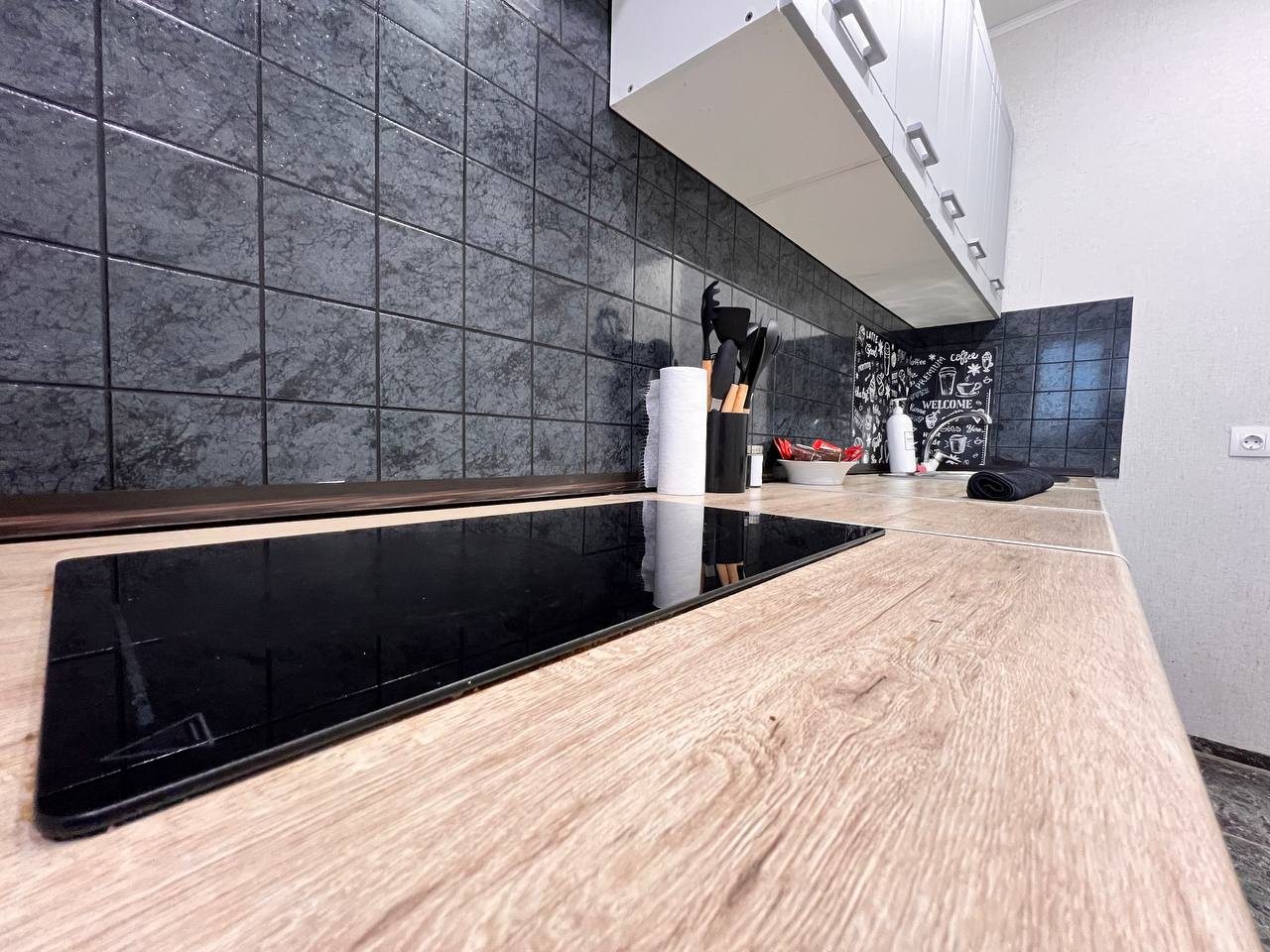 Апартаменты (ТРЕХКОМНАТНЫЕ В ЦЕНТРЕ), Апартаменты Вояж на Республике