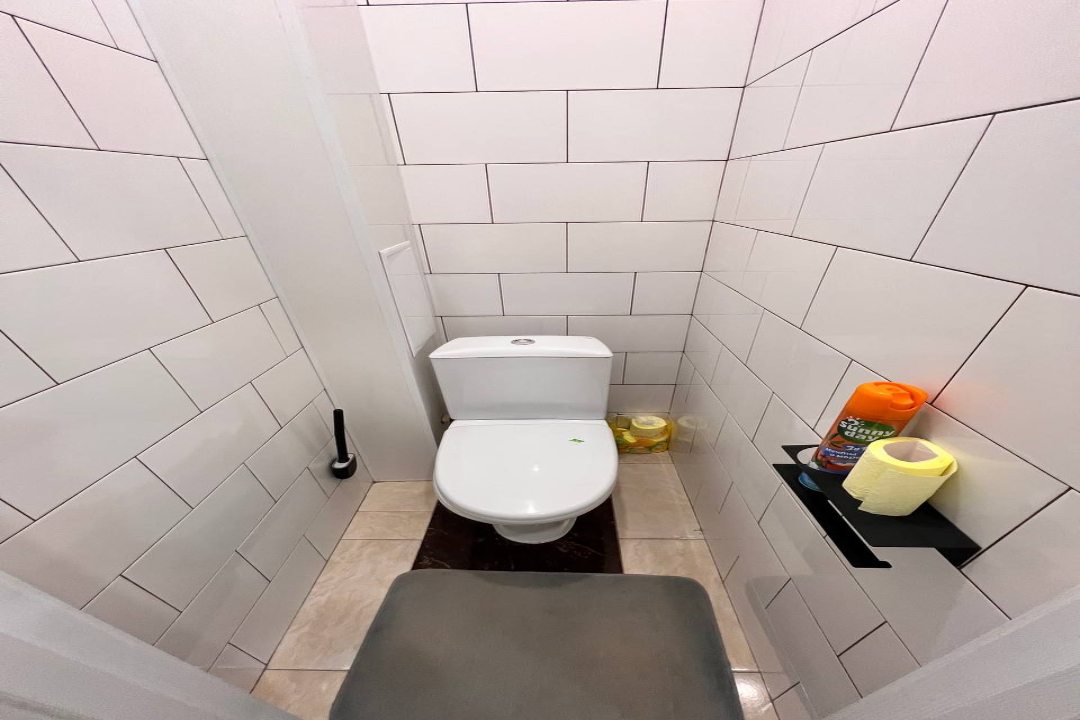 Апартаменты (ТРЕХКОМНАТНЫЕ В ЦЕНТРЕ), Апартаменты Вояж на Республике