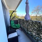 Полулюкс (Апартамент угловой Лакшери 4 места (4501) - дары морей), Апартаменты Дары Морей в Сочи