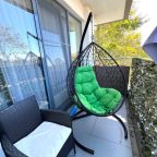 Полулюкс (Апартамент угловой Лакшери 4 места (4501) - дары морей), Апартаменты Дары Морей в Сочи