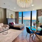 Трёхместный и более (Sky City Moscow Закатная сторона! 43 этаж!), Апартаменты Sky City Moscow
