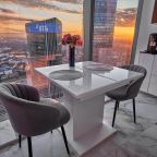 Трёхместный и более (Sky City Moscow 80-тый этаж!), Апартаменты Sky City Moscow