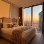 Трёхместный и более (Sky City Moscow 75 этаж! Шикарный вид на МГУ, Парк Победы, Лужники, башни и город! Дизайнерский!), Апартаменты Sky City Moscow