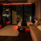 Апартаменты (Апартаменты Sky City Moscow 63 этаж! Редкий вид на Москву! Большое окно! Закатная сторона! С Алисой и подсветкой!), Апартаменты Sky City Moscow