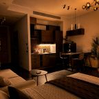 Апартаменты (Апартаменты Sky City Moscow 63 этаж! Редкий вид на Москву! Большое окно! Закатная сторона! С Алисой и подсветкой!), Апартаменты Sky City Moscow
