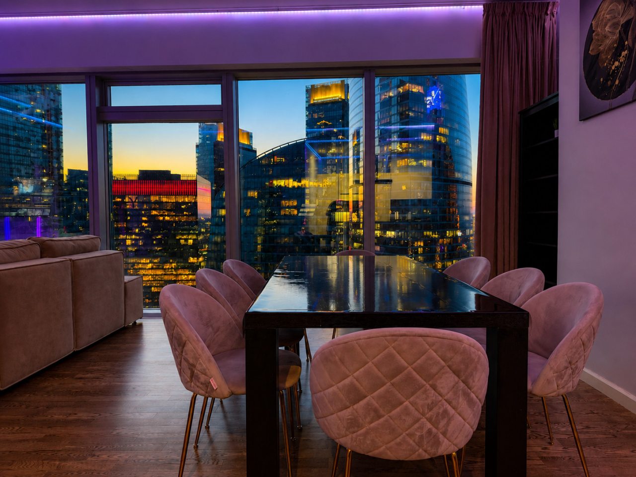 Апартаменты (Sky City Moscow Подсветка! 54 этаж! Алиса Макс! Большая гостиная с панорамой с шикарным видом!), Апартаменты Sky City Moscow