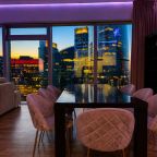 Апартаменты (Sky City Moscow Подсветка! 54 этаж! Алиса Макс! Большая гостиная с панорамой с шикарным видом!), Апартаменты Sky City Moscow