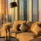 Апартаменты (Sky City Moscow Подсветка! 54 этаж! Алиса Макс! Большая гостиная с панорамой с шикарным видом!), Апартаменты Sky City Moscow