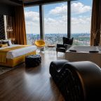 Апартаменты (Sky City Moscow Джакузи у окна на 55 этаже с подсветкой и музыкой! Закатная сторона! Редкий вид на Парк победы и город!), Апартаменты Sky City Moscow