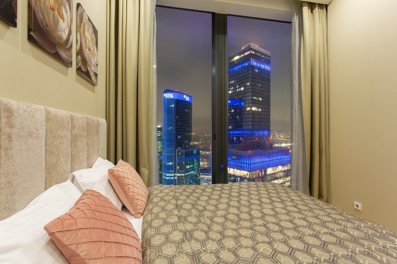Трёхместный и более (Sky City Moscow 61 этаж! Вид на башни!), Апартаменты Sky City Moscow