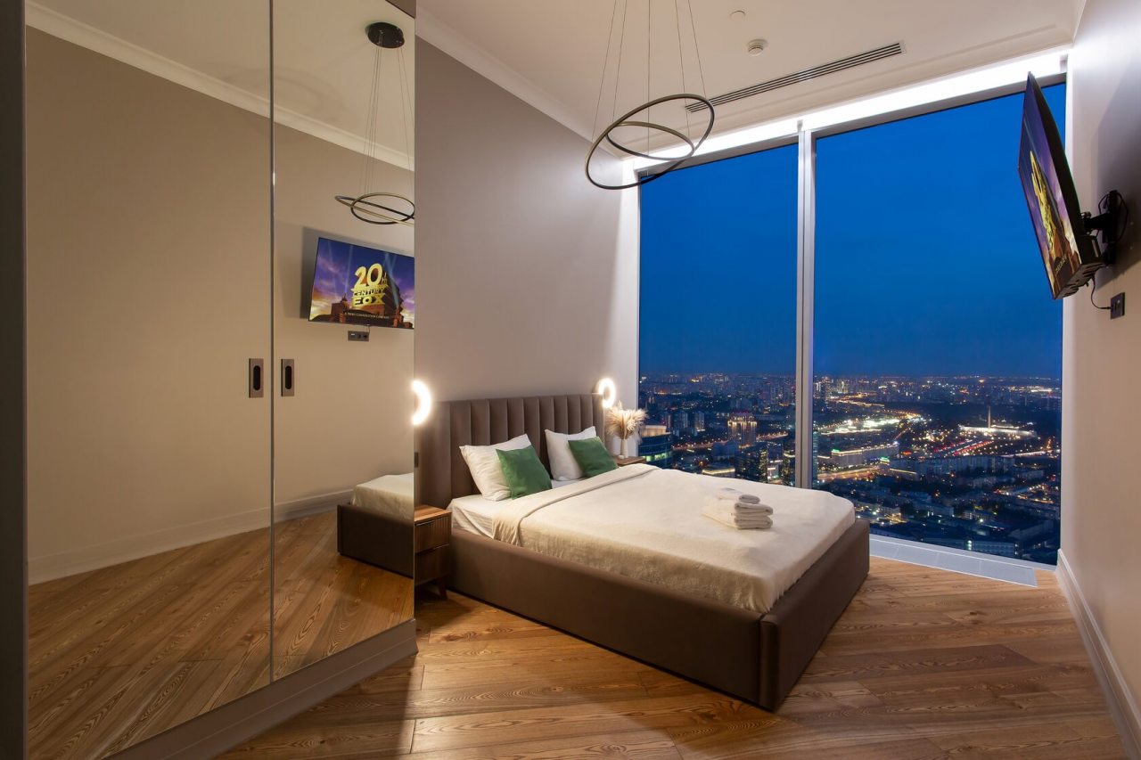 Трёхместный и более (Sky City Moscow 81 этаж!), Апартаменты Sky City Moscow