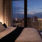 Двухместный (Sky City Moscow Уютная студия с подсветкой и Аэрохоккеем в Москва Сити! Закатная сторона!), Апартаменты Sky City Moscow