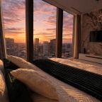 Двухместный (Sky City Moscow Уютная студия с подсветкой и Аэрохоккеем в Москва Сити! Закатная сторона!), Апартаменты Sky City Moscow