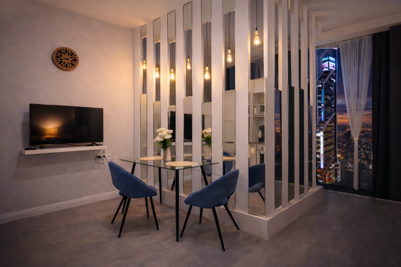 Двухместный (Sky City Moscow Уютная студия на 51 этаже с уникальным видом на все башни Москва Сити), Апартаменты Sky City Moscow