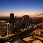 Апартаменты (Sky City Moscow Уютная Студия на 43 этаже с видом на закат! Lux дизайн! Виден весь город!), Апартаменты Sky City Moscow