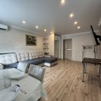 Трёхместный и более (Unique Apart на Ленина напротив Цирка), Апартаменты Unique Apart на Ленина напротив Цирка