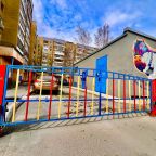 Автостоянка / Парковка, Апартаменты ВОЯЖ НА МАКСИМА ГОРЬКОГО