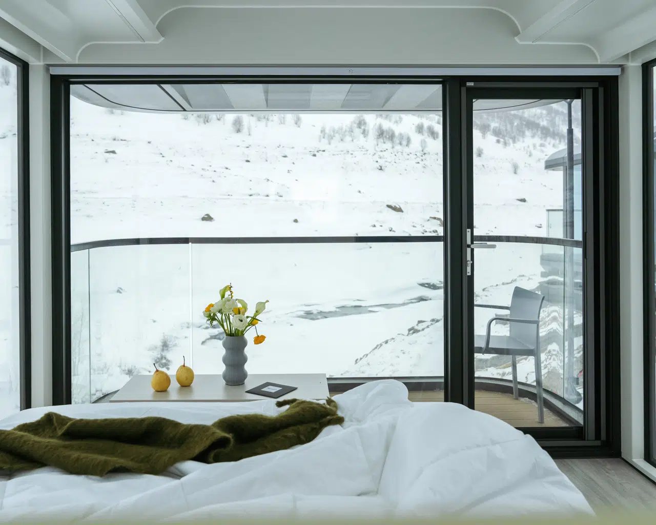 Вид на горы, Глэмпинг Astro Base Mamison Hotel