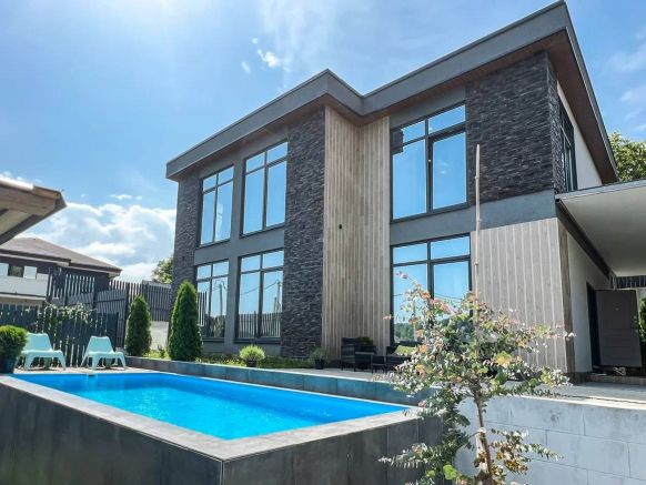 Коттедж ЧАСТНЫЙ ДОМ VIP 1 HOUSE, Высокое