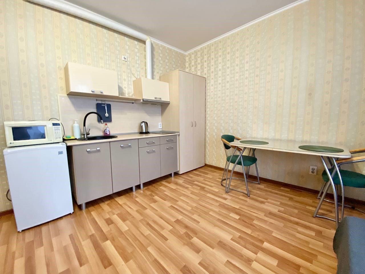 Студио (В Центре города), Апартаменты Вояж на 50 лет ВЛКСМ 13к3