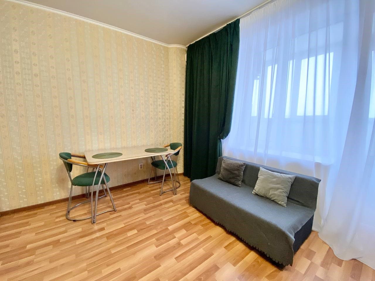 Студио (В Центре города), Апартаменты Вояж на 50 лет ВЛКСМ 13к3