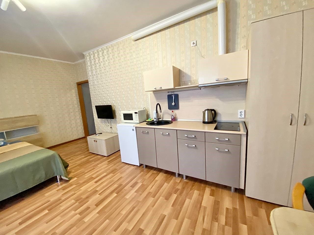 Студио (В Центре города), Апартаменты Вояж на 50 лет ВЛКСМ 13к3