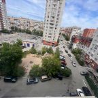 Апартаменты (Светлые апартаменты в центре), Апартаменты Вояж на 50 лет ВЛКСМ 13к3
