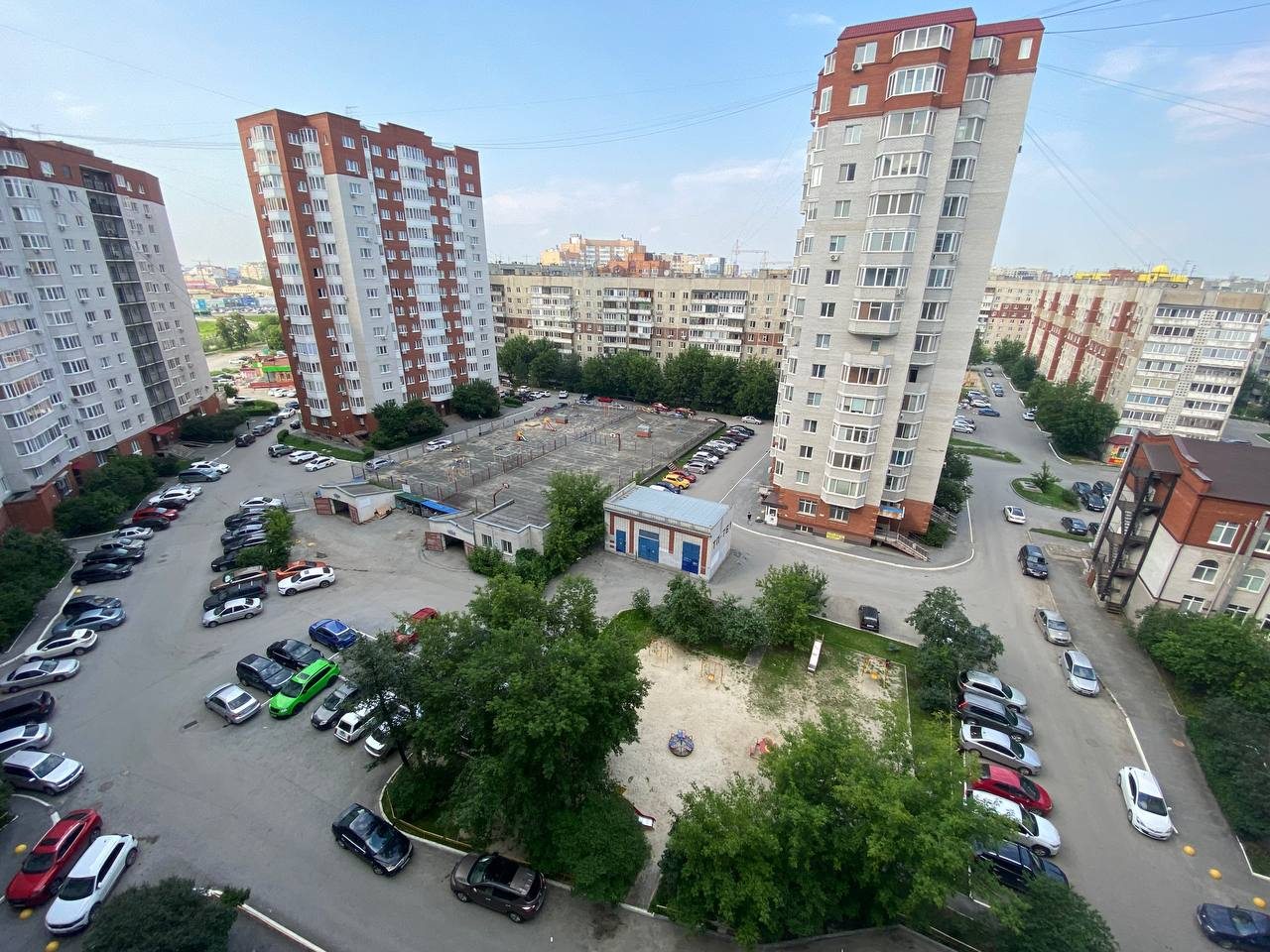 Апартаменты (Студия в самом центре города), Апартаменты Вояж на 50 лет ВЛКСМ 13к3