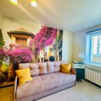 Апартаменты (Стандарт), Апартаменты Like Home на Семчинской