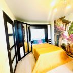 Апартаменты (Стандарт), Апартаменты Like Home на Семчинской