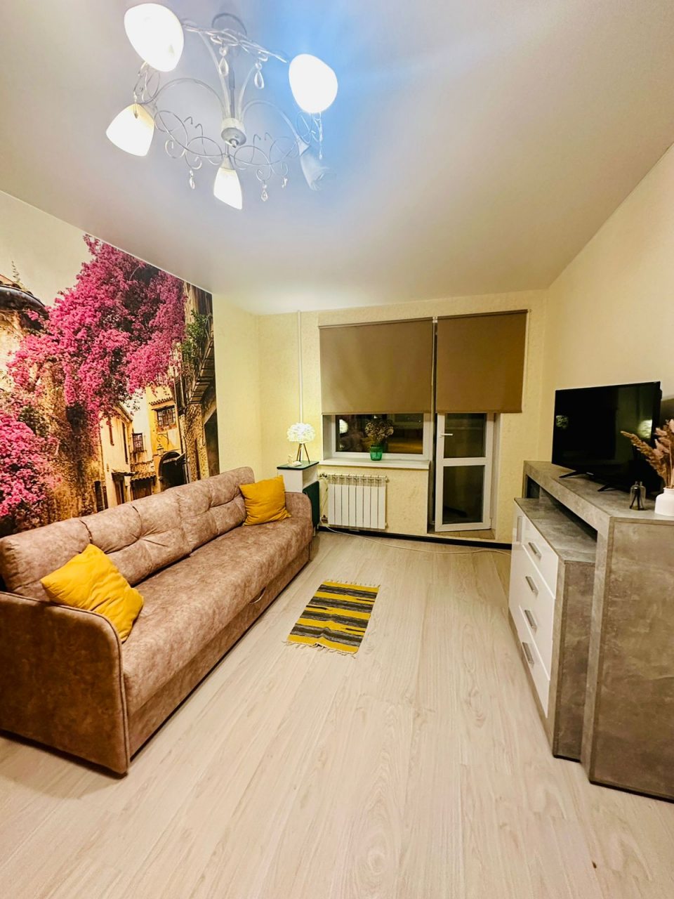 Апартаменты (Стандарт), Апартаменты Like Home на Семчинской