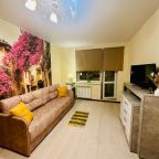 Апартаменты (Стандарт), Апартаменты Like Home на Семчинской