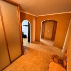 Апартаменты (Апартаменты 2кв Восточный ТРЦ Кристалл Уютная), Апартаменты Вояж на Пермякова 69/2