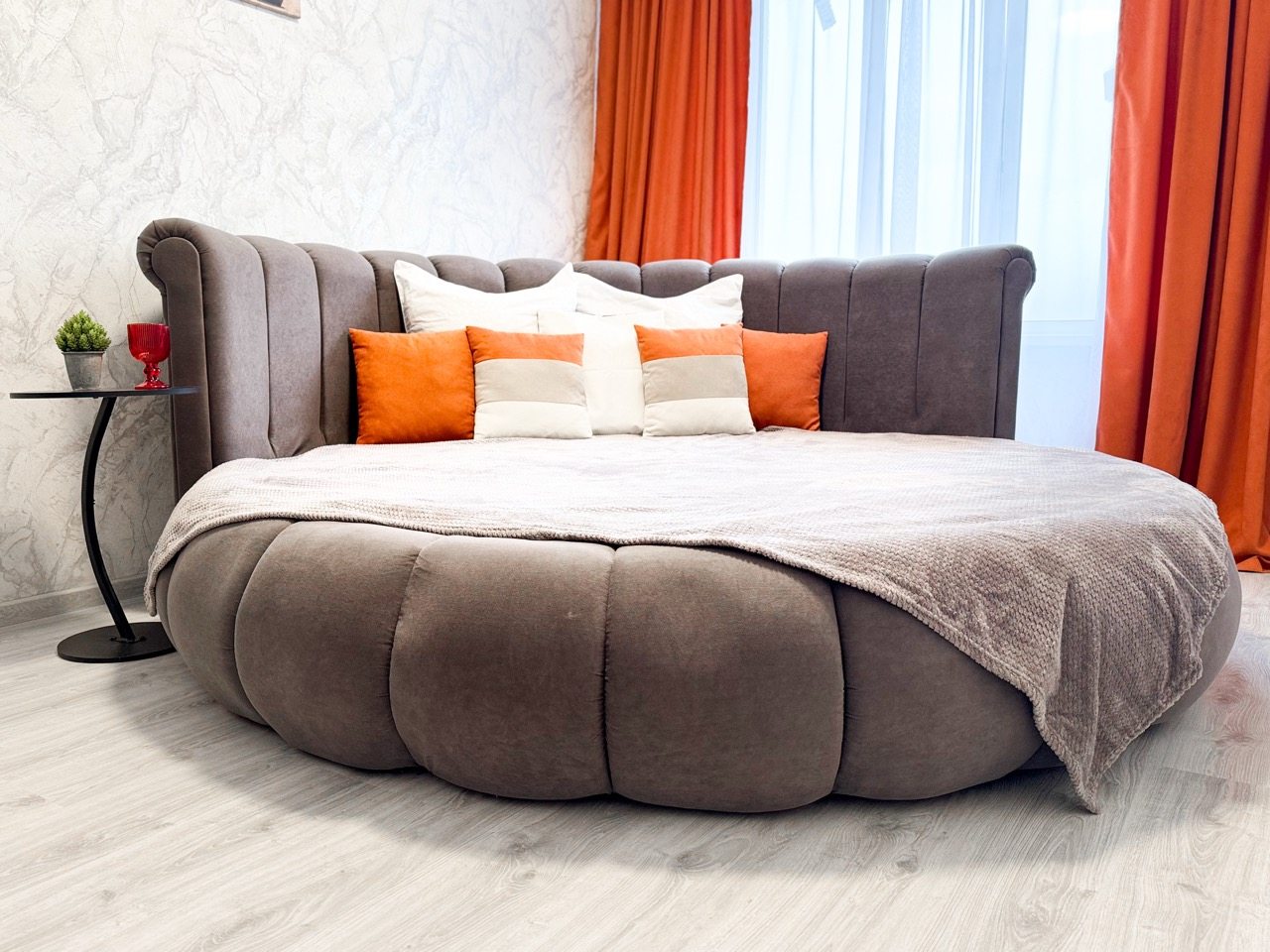 Апартаменты, Апартаменты Like Home в г. Рыбное