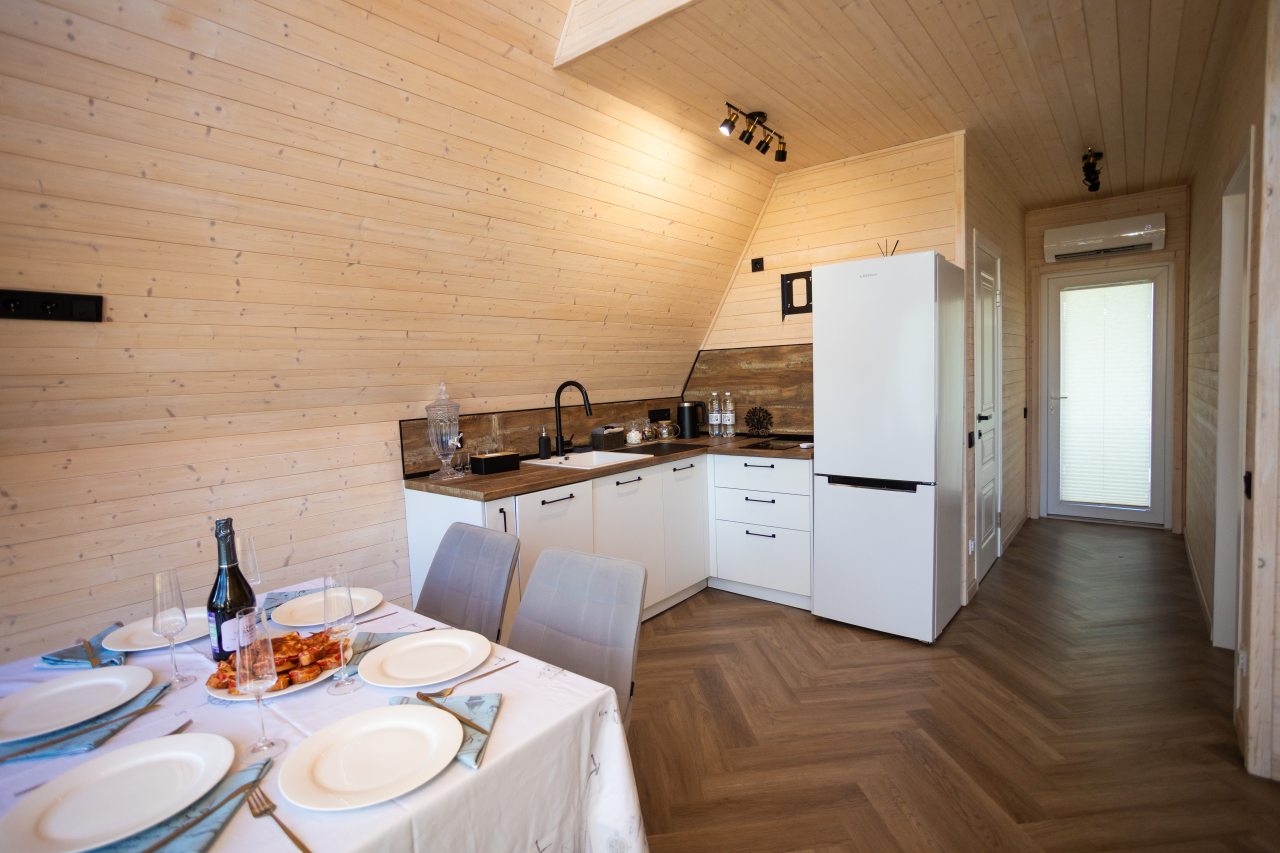 Дом (А-Фрейм Морской с 2мя отдельными спальнями), Коттедж Leo Land Glamping