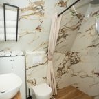 Дом (А-Фрейм Морской с 2мя отдельными спальнями), Коттедж Leo Land Glamping