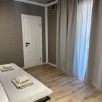 Трёхместный и более (Family Room), Мини-отель Медуза