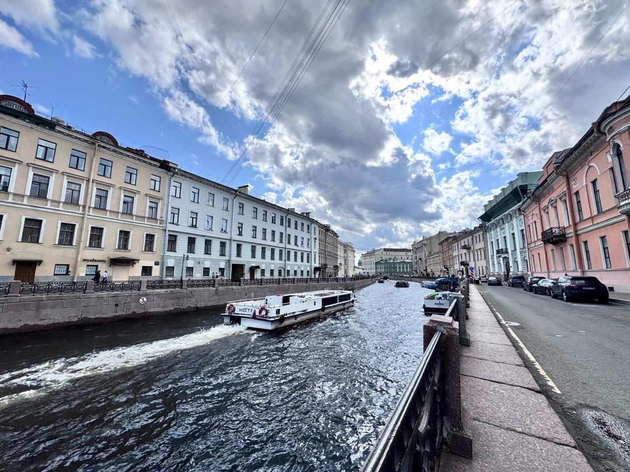 Квартира, Апартаменты Aparts For Life