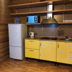 В коттеджах стандарт имеется кухня и набор кухонной утвари