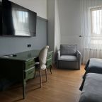 Трёхместный и более (Люкс №402), Апарт-отель РазМалевиch