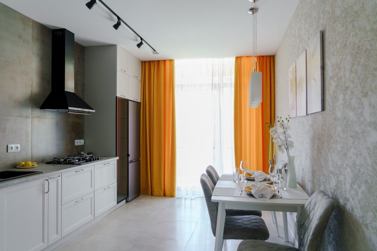 Трёхместный и более (Д2), Апартаменты Apart-Deluxe Легенды Моря на Дачной 6