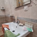 Люкс (Однокомнатный студия SOUL 1 с кухней и выходом на террасу), Гостевой дом Abrau Soul Spa