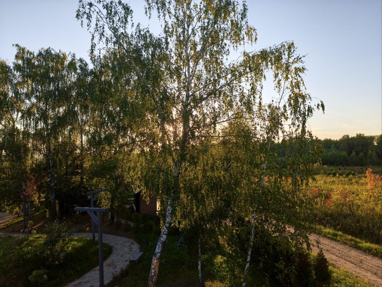 Вокруг дома