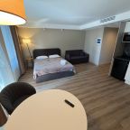 Апартаменты (Трехместные апартаменты Комфорт), Апарт-отель Матрёшка VALO