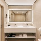 Люкс, Отель 6/3